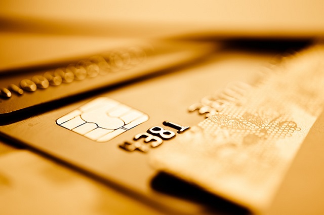 セゾンゴールドアメックスのポイント還元率は？おすすめのゴールドカードも紹介