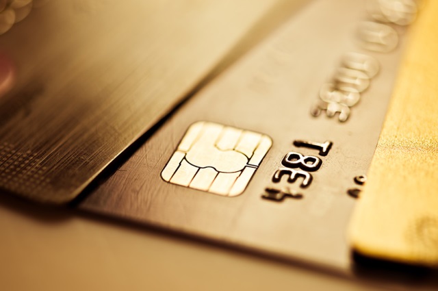 ゴールドカードを切り替えるなら退職前の発行がおすすめ