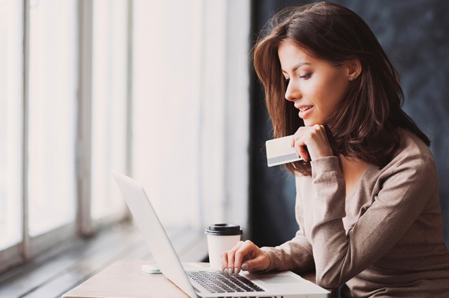 クレジットカードの利用で貯めたポイントの使い方