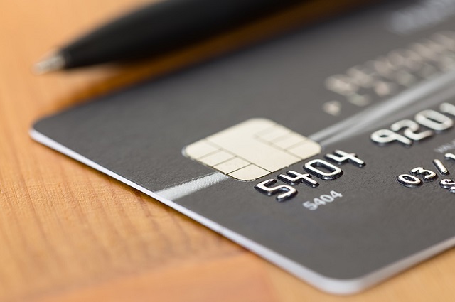 セゾンアメックスプラチナはインビテーション不要で申し込める