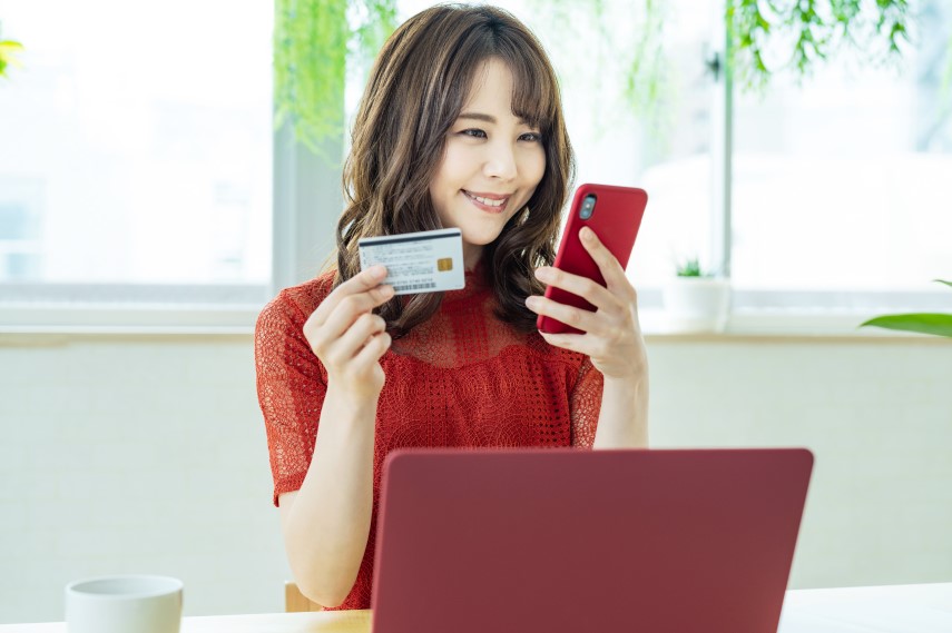 スマホアプリの課金の仕方とは?課金ユーザーはクレジットカードを利用しよう!